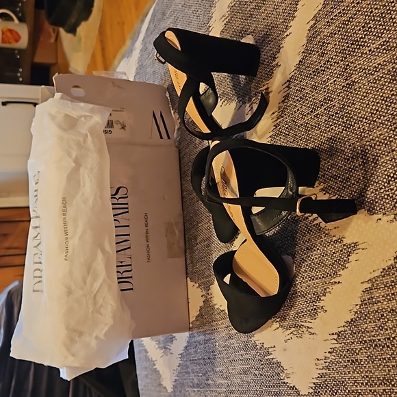 DREAMPAIRS - Picture 4 of 5